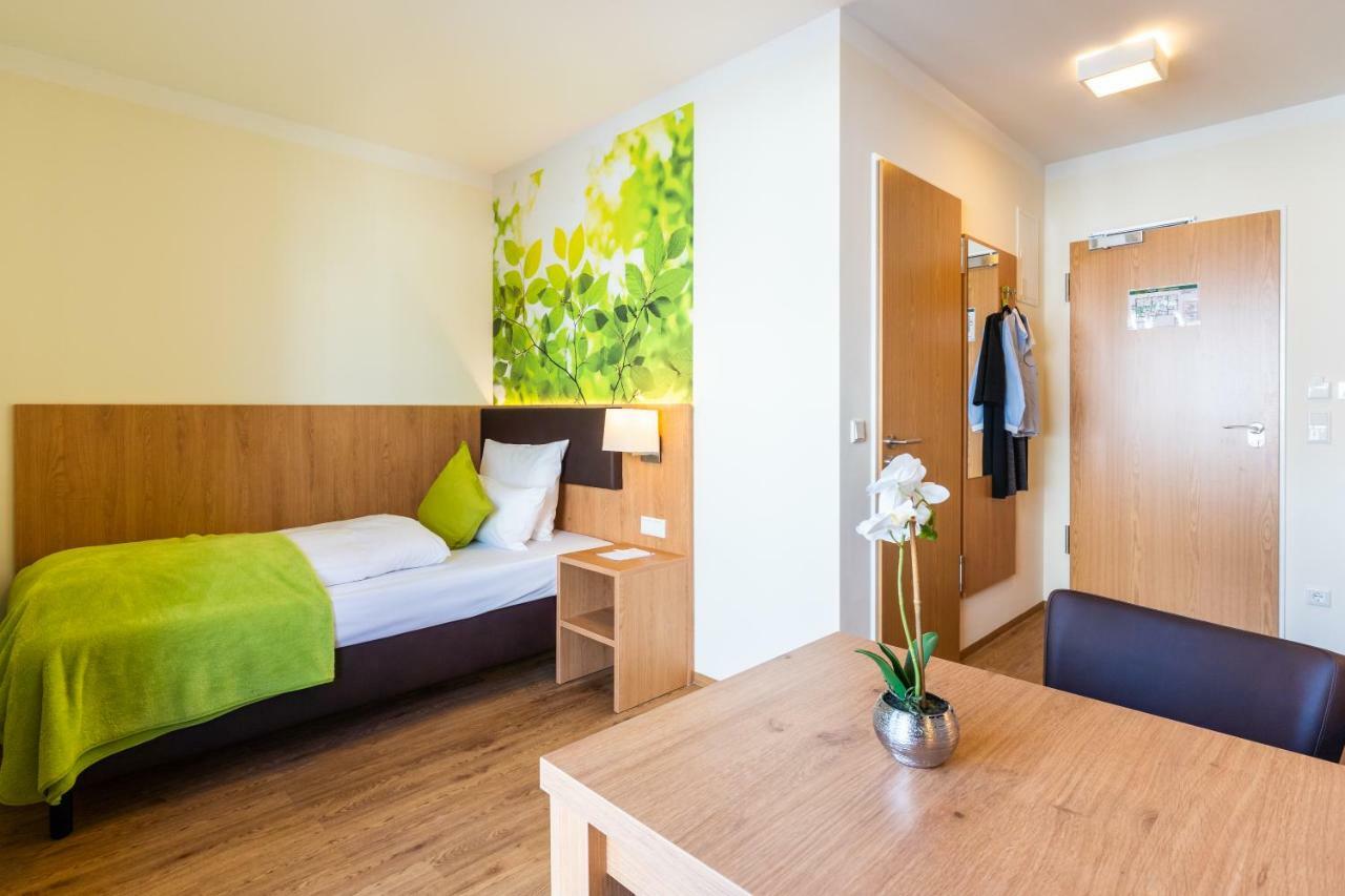 Inhouse - Wohnen Auf Zeit Aparthotel Ingolstadt Kültér fotó